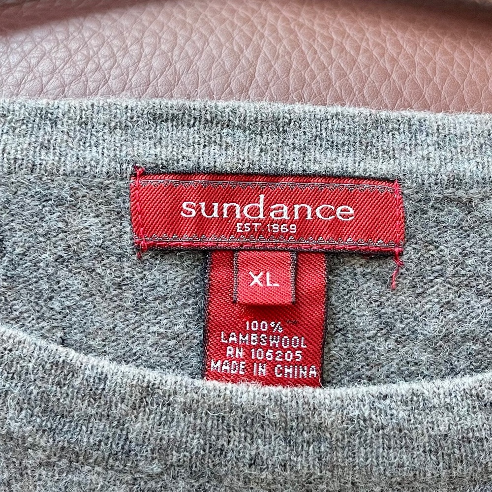 Sundance Sweater, Adorable Bear Graphic: Long Sleeve, 100% Lambswool ~ Size XL - Picture 6 of 6